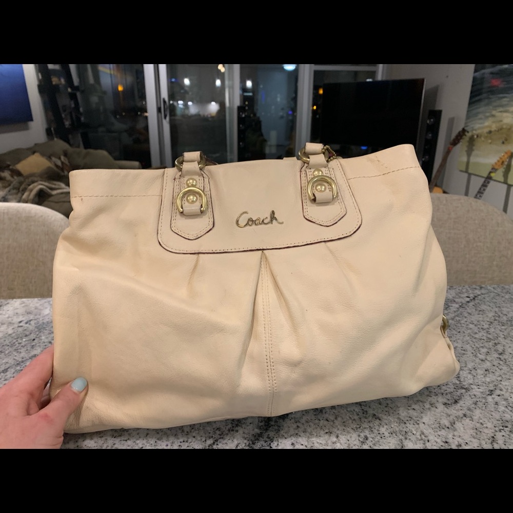 Coach Tote Cream Purse